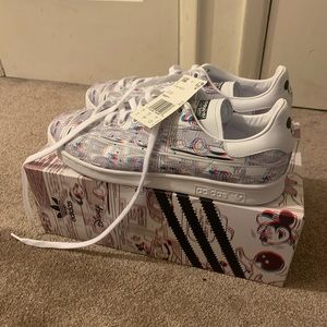 Disney x Stan Smith “Mickey Mouse Comic Strip” - Size 10 mens shoe